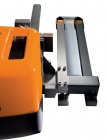 Kompaktní ručně vedený zakladač pro méně náročné aplikace bt-staxio-w-series-hwe100-powered-stackers-product-roll-out-3.jpg
